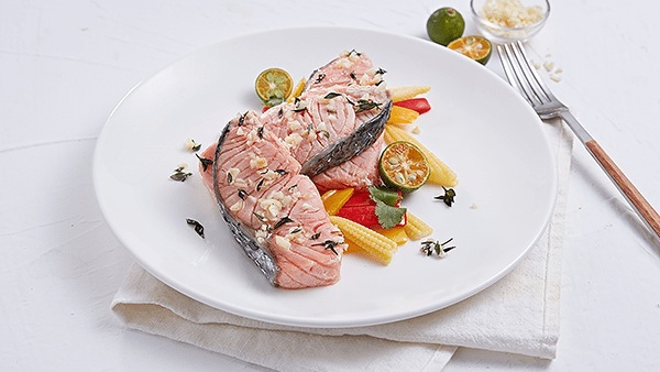 Steamed Salmon with Herbs