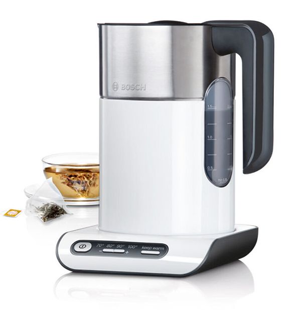 White Bosch kettle with a cup of tea beside