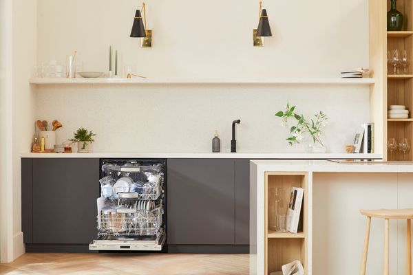 Bosch dishwasher with all racks pulled out