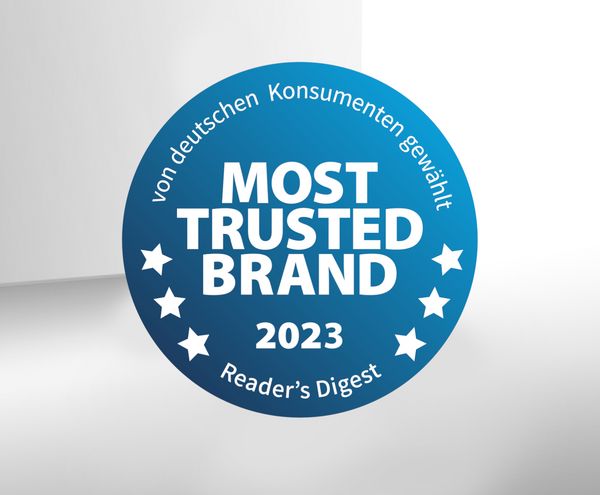 Ein Siegel für die "Most Trusted Brand 2023" von Readers Digest. 
