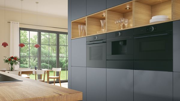 Det fantastiske design af den nye Bosch Serie 8 indbygningsovn serie.