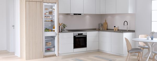 Bosch fridge freezer with AirFresh, VitaFresh and Super Freezing features