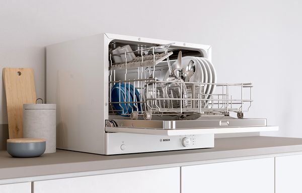 Compact dishwashers