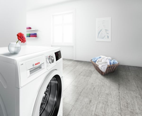 מה אפשר לעשות כאשר מכונת הכביסה מדיפה ריח רע?