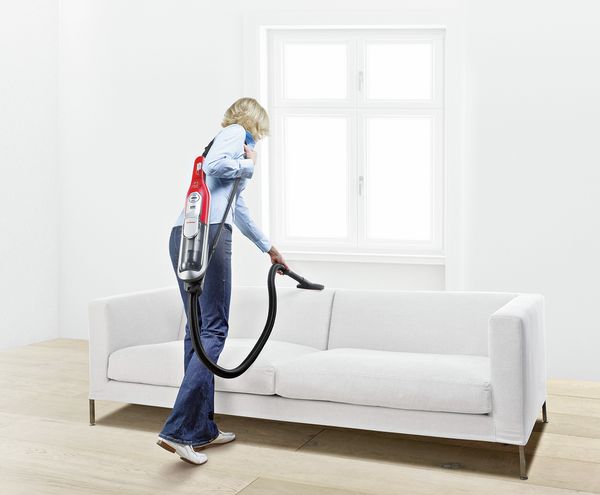 Старателно почистване на всяко ъгълче в дома ви благодарение на специалните универсални аксесоари.