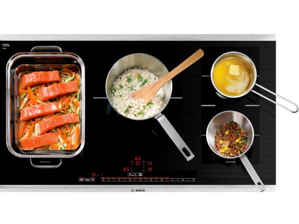 Bosch powerful 5 burner gas cooktop with food 