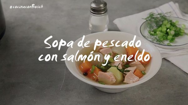Sopa pescado y salmón