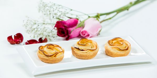 Roses feuilletées aux pommes recette