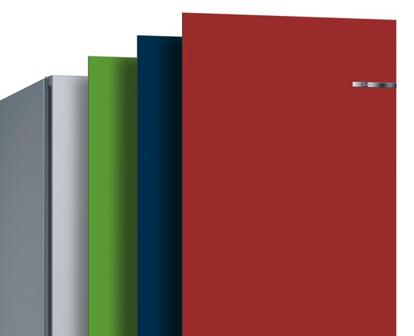 Austauschtürfronten für farbige Kühl-Gefrier-Kombinationen von Bosch.