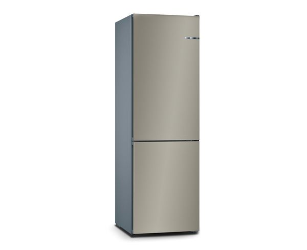 Combiné réfrigérateur-congélateur Vario Style ou four Série 8 de Bosch en couleur blanc nacré.