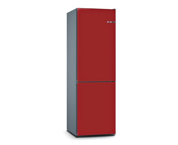 Combiné réfrigérateur-congélateur Vario Style ou four Série 8 de Bosch en couleur cerise.