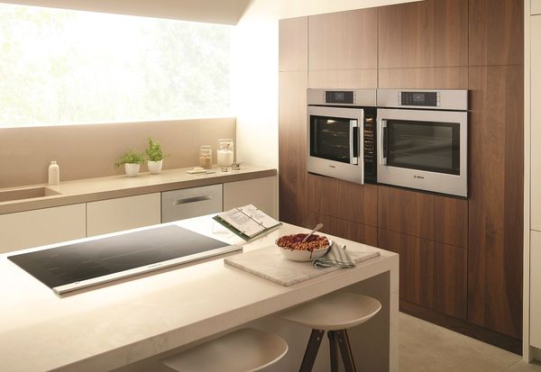 Bosch wall oven with sideopening door