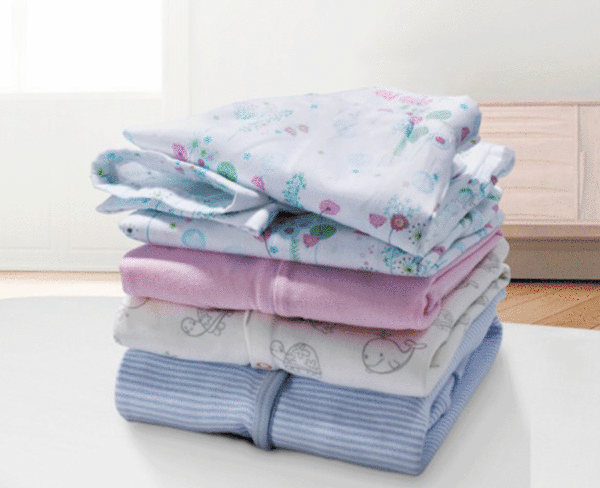 Tipps und Tricks fürs richtige Waschen von Babykleidung