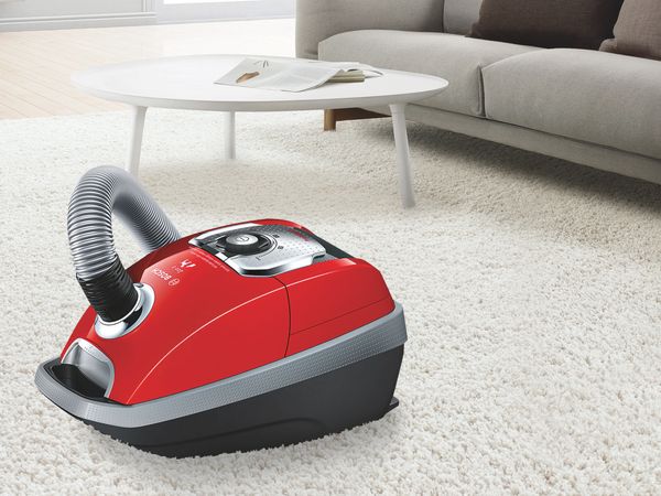 Bagged vacuum cleaners from Bosch: Great performance, hygienic and clean
