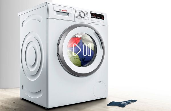 Избор на перална машина с функция за презареждане.