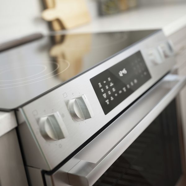Bosch electric range stainless steel panel