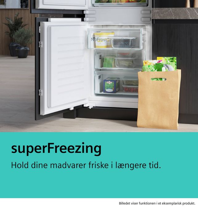 iQ300 Køle-/fryseskab 203 x 70 cm Fingeraftryk afvisende børstet stål , Total noFrost KG49NXIEP KG49NXIEP-9