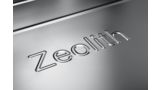 Inzoomning av Zeolith skrivet inuti luckan på en Bosch diskmaskin