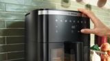 The 7 preset programmes on the Bosch Air Fryer's easy-to-use touchscreen.