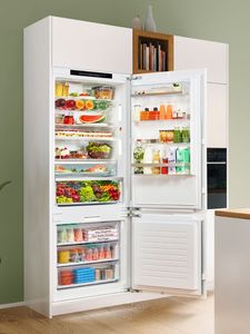 Bosch built-in XL fridge freezer