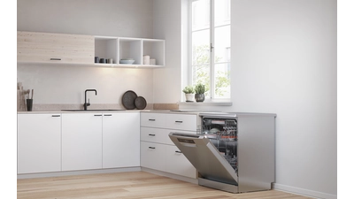 Free-standing dishwashers