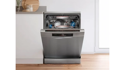 Free-standing dishwashers