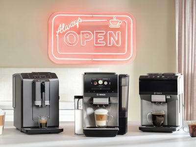 Series 2, 4 and 8 coffee machines on kitchen top with selection of coffee drinks.