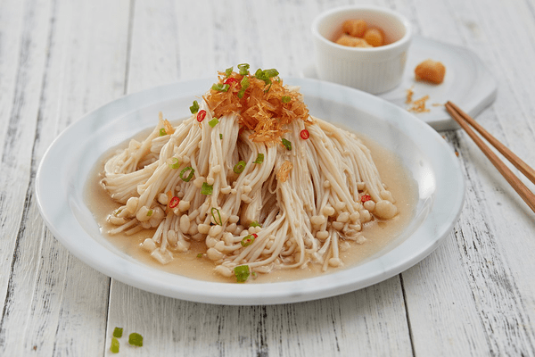 Dried scallop with Enoki mushrooms