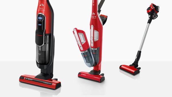 Three cordless vacuums of the ProAnimal concept in red.