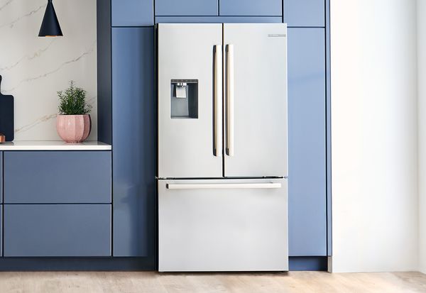 Bosch refrigerator with external ice and water dispenser