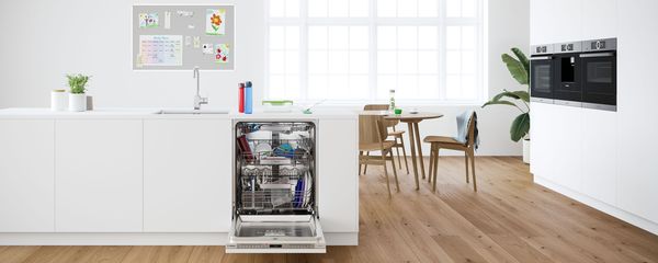 Направете идеалния избор за кухнята си – независимо дали търсите свободно стоящи или вградени съдомиялни машини на Bosch.
