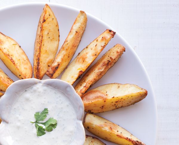  cajun potato wedges with garlic and chive dip
