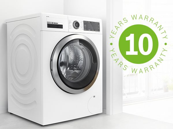 Bosch fritstående vaskemaskine og skilt med 10 års garanti 