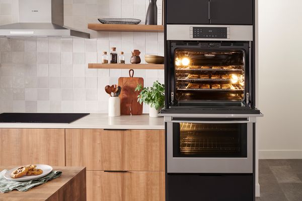 Bosch open wall oven with food inside