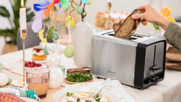 Великденска рецепта с яйца и пресен хляб от тостер на Bosch