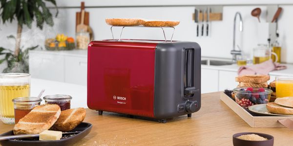 DesignLine-Toaster für 2 Brotscheiben, in Rot und Edelstahl
