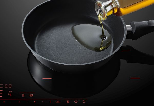 Modernes Kochfeld von Bosch mit Sensortechnologie