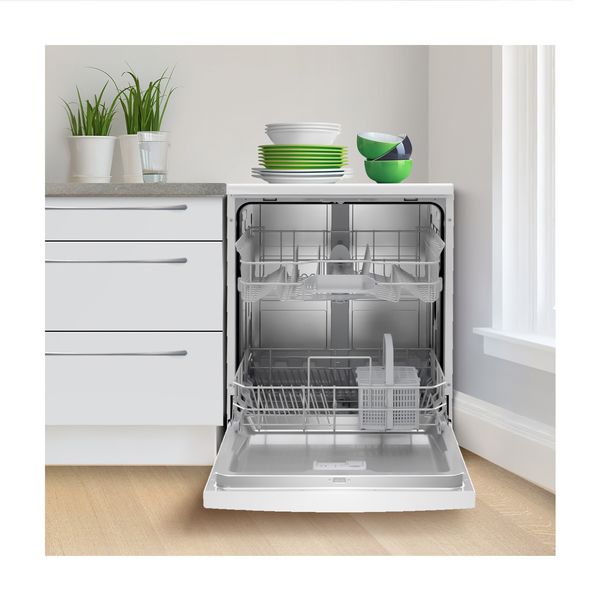 Dishwasher with door down flat