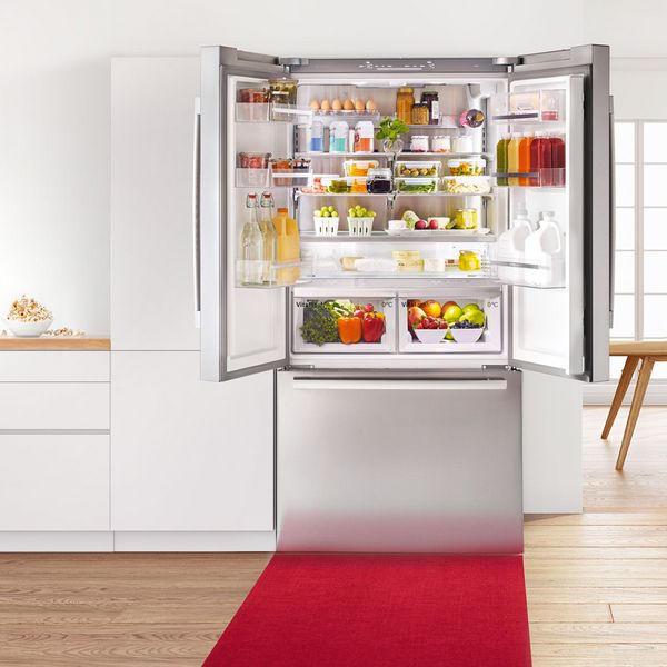 Bosch American-style fridge-freezer with double doors and ice and water dispenser