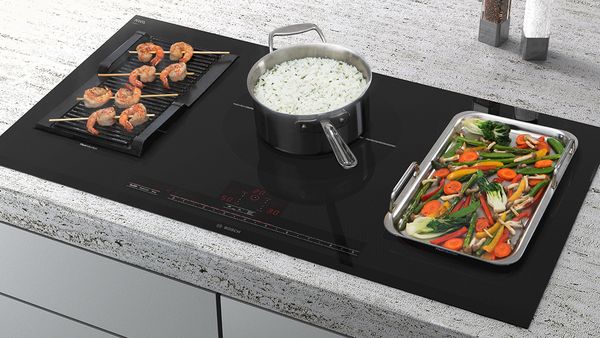 Cooking on a FlexInduction hob