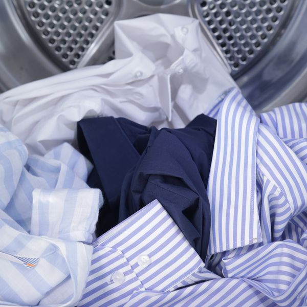 Camicie all’interno dell’asciugatrice