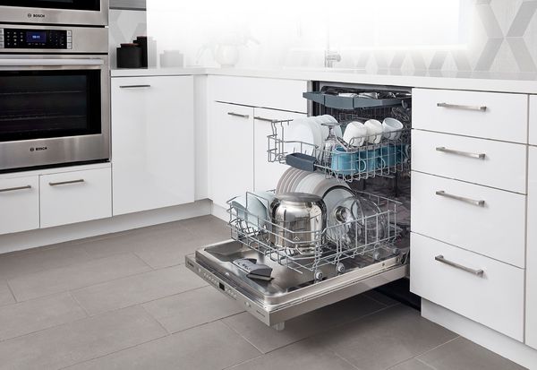 Bosch® 100 Series 24 Stainless Steel Built In Dishwasher