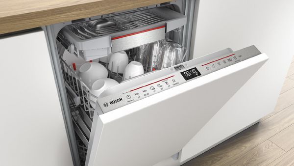 Vaisselle éclatante : à quelle température programmer votre lave-vaisselle  ? Quelle est la durée idéale du lavage ?