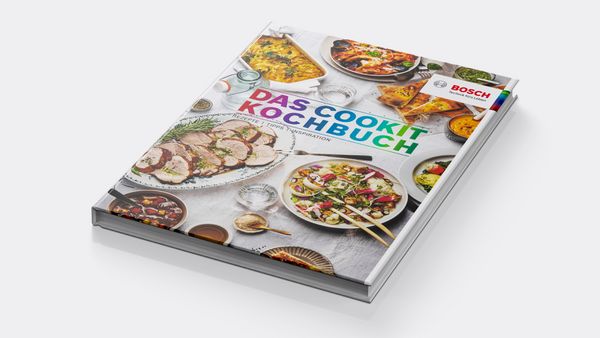 A cookbook with inspiring recipes is included in the delivery scope of the Bosch Cookit.