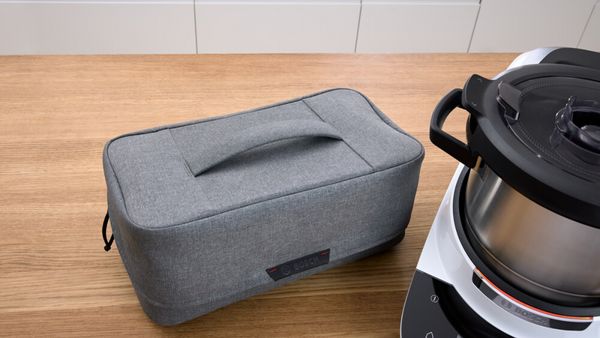 The tool bag can be purchased to store all your Cookit tools.