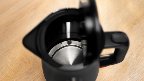 Interno del bollitore elettrico 