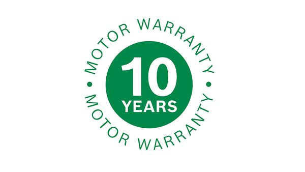Zelený kulatý odznak s nápisem "10 let" uprostřed a nápisem "Motor Warranty" na vnějším okraji.