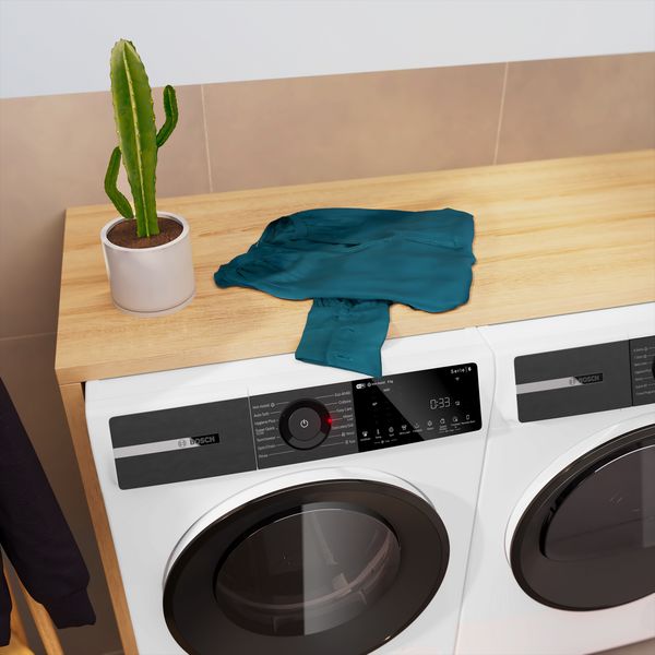Visuale dall’alto di una lavatrice e asciugatrice Bosch