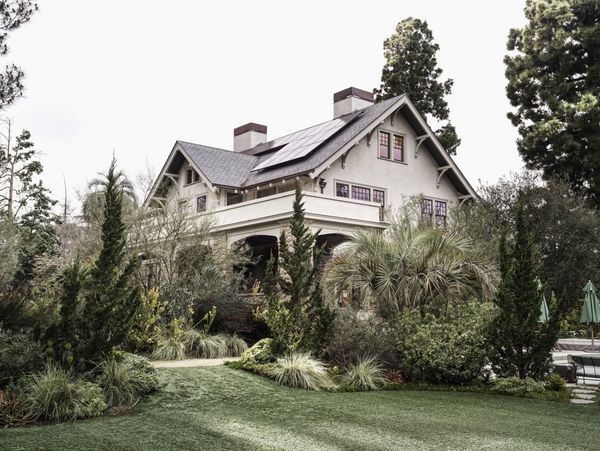 An exterior wide angle view of Chet Callahan’s home 