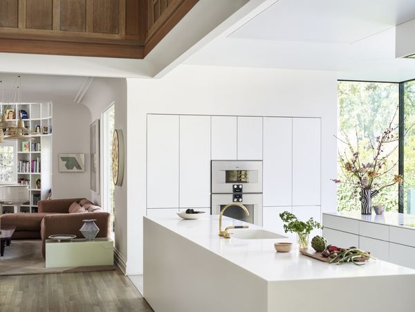 Gaggenau 400 series Combi-steam oven and convection oven in Chet Callahan’s kitchen.